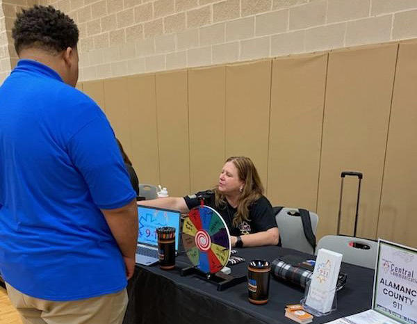 911 staff at a job fair